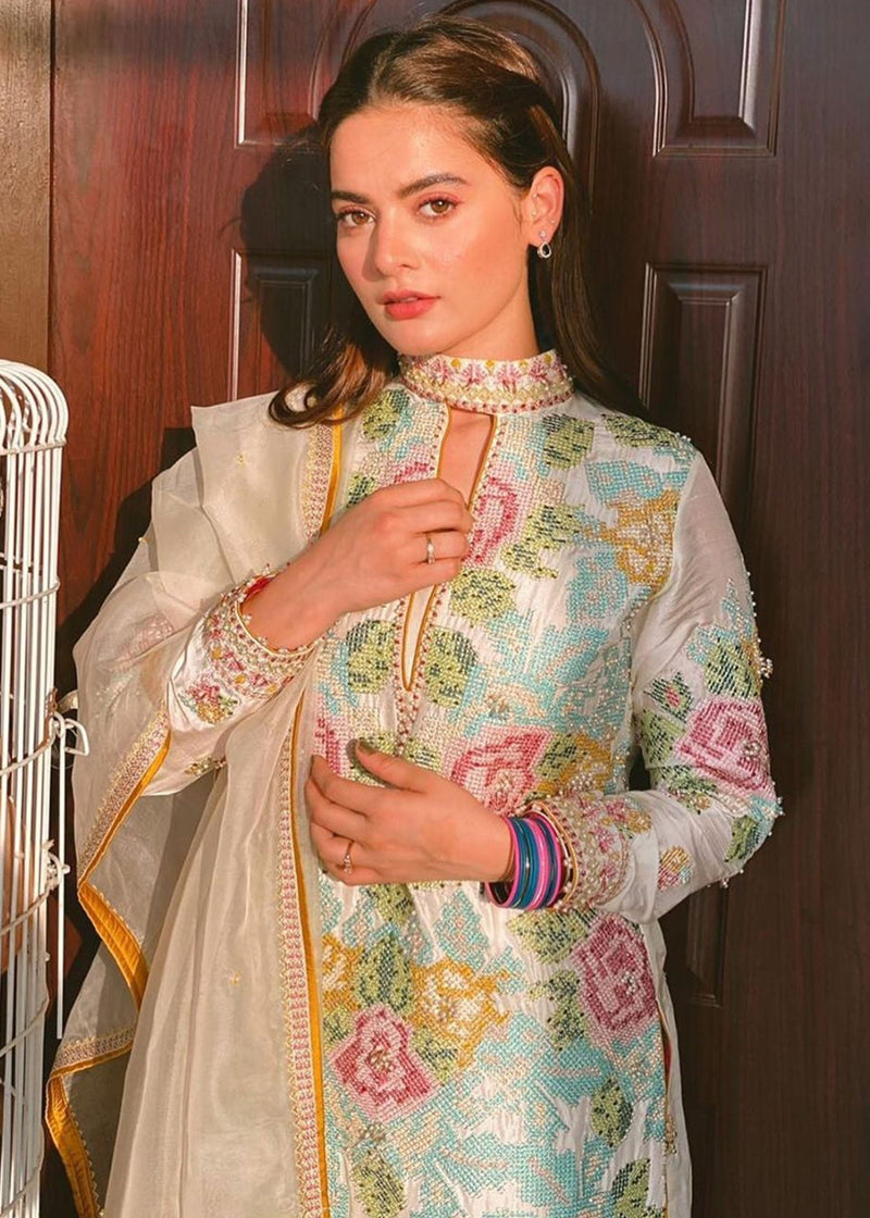 Minal Khan