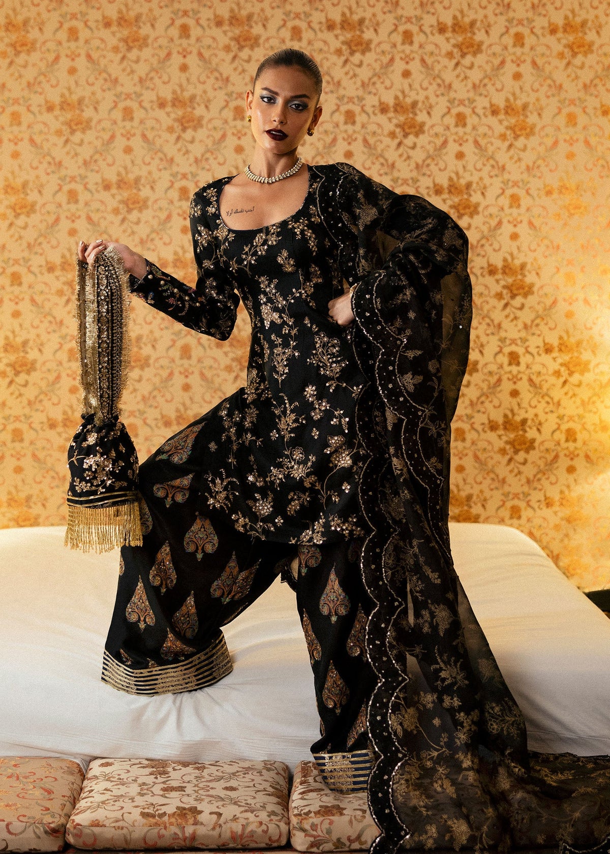 Auric - Ready to ship